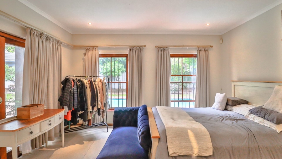 3 Bedroom Property for Sale in Constantia Western Cape